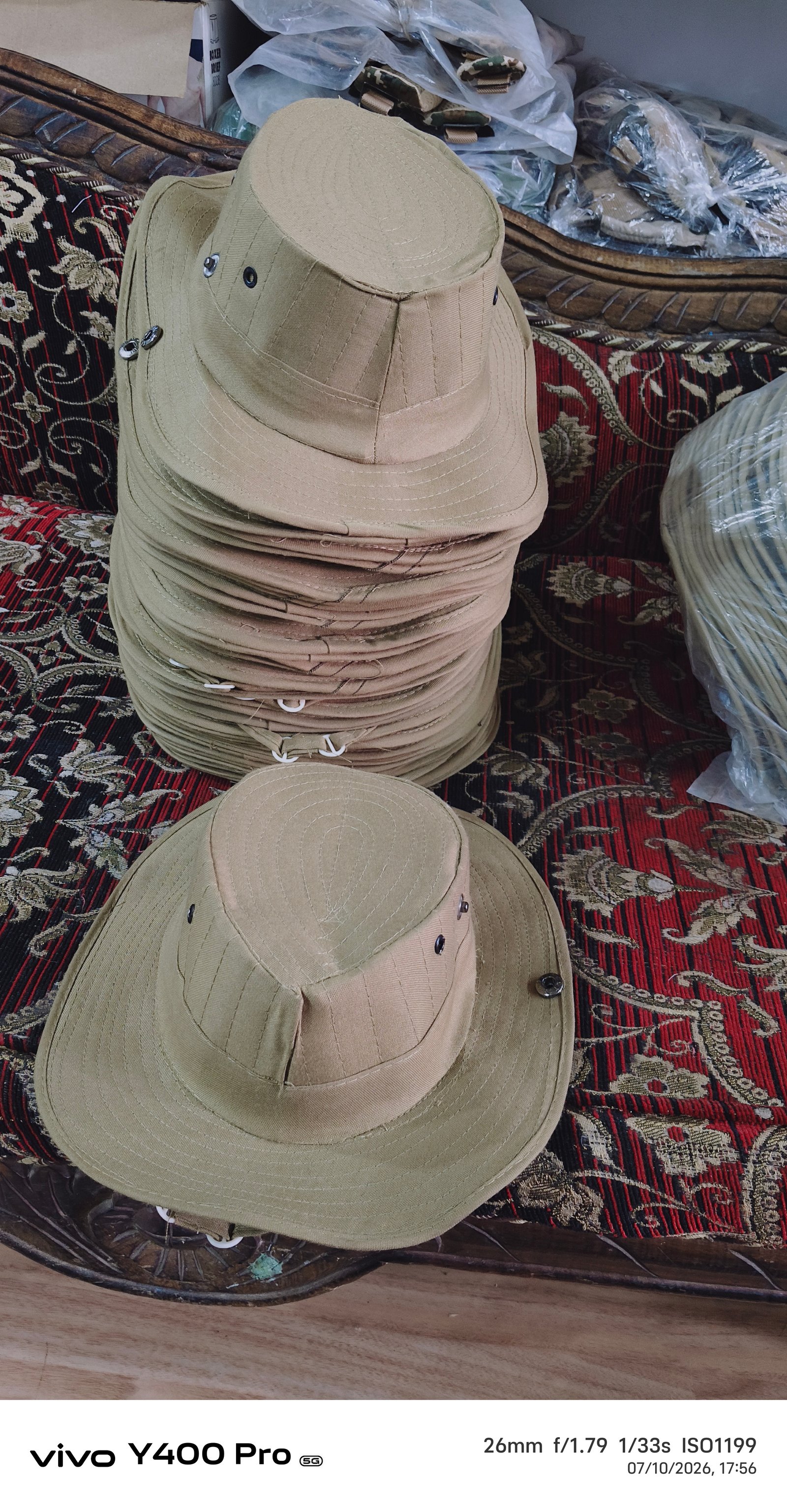 Jungle hat khaki